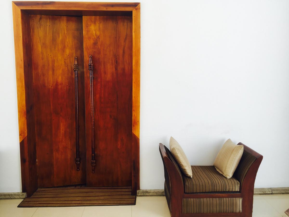 Sleek Hotel Kegalle Kültér fotó